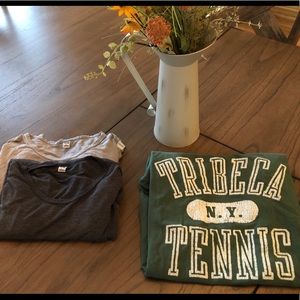 2 Uniqlo Heat-tech, 1 Tribeca Tennis 🎾